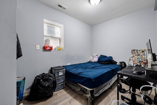 1615 S Komensky Avenue, Chicago, IL 60623