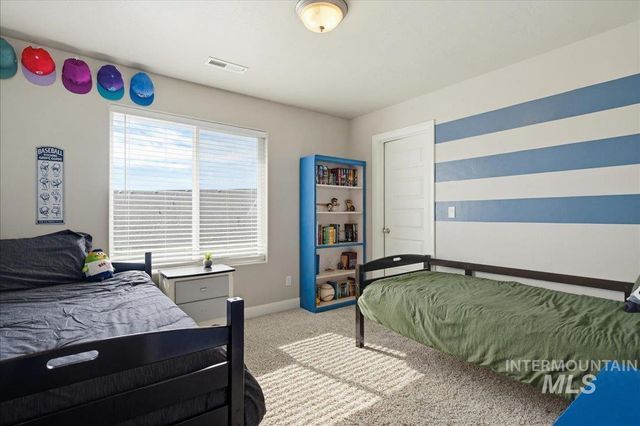 5898 W Bracken Ct, Eagle, ID 83616