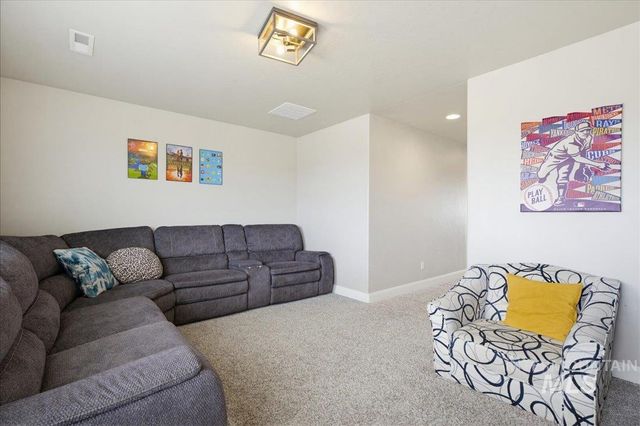 5898 W Bracken Ct, Eagle, ID 83616