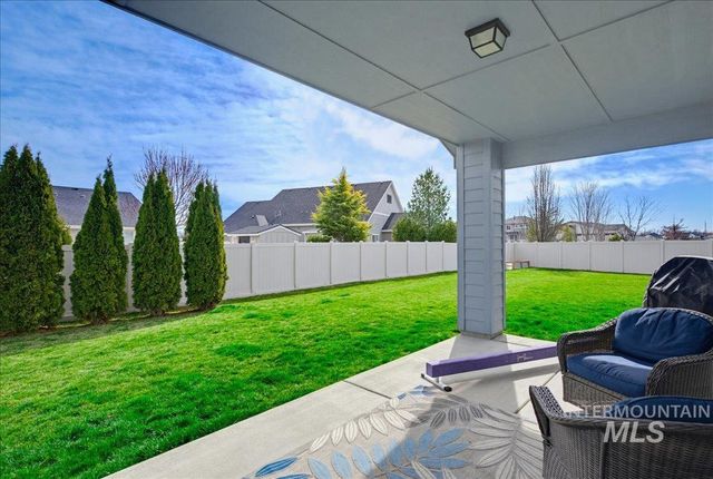 5898 W Bracken Ct, Eagle, ID 83616