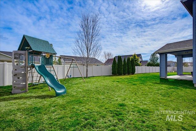 5898 W Bracken Ct, Eagle, ID 83616