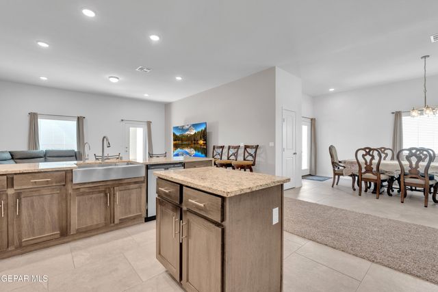 14360 STEVE JOYCE Parkway, El Paso, TX 79928