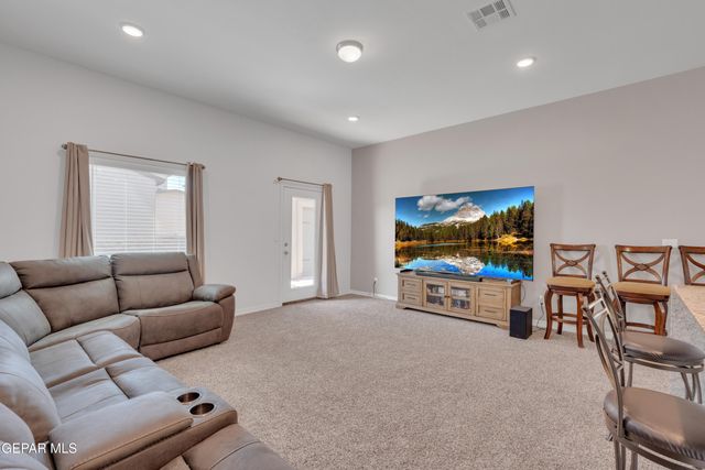 14360 STEVE JOYCE Parkway, El Paso, TX 79928