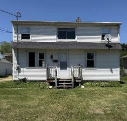 816 ROOSEVELT STREET, Menasha, WI 54952