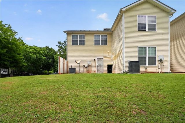 2326 Nicole Drive, Hampton, GA 30228