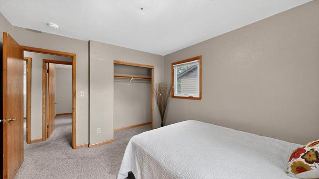 1438 2nd Avenue SW, Rochester, MN 55902