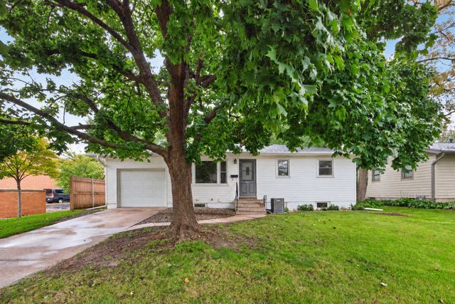 1438 2nd Avenue SW, Rochester, MN 55902