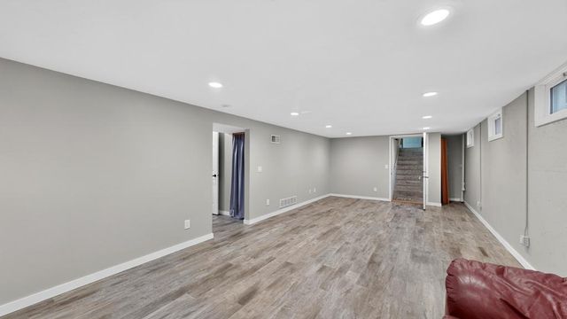 1438 2nd Avenue SW, Rochester, MN 55902