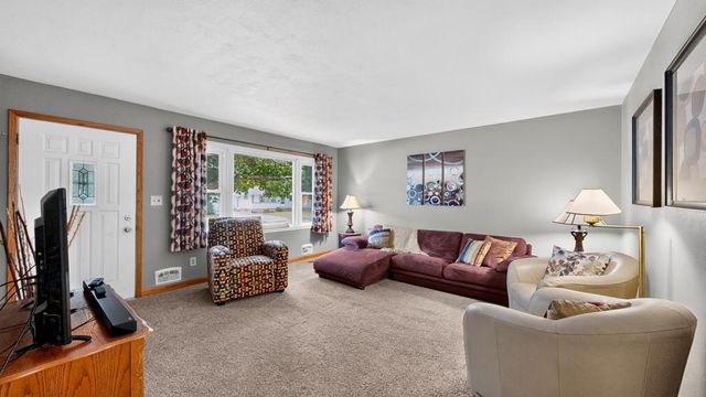 1438 2nd Avenue SW, Rochester, MN 55902