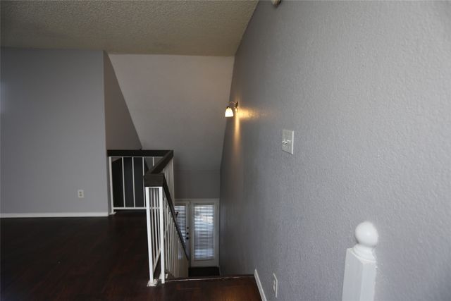 3406 Country Club Drive W 272, Irving, TX 75038