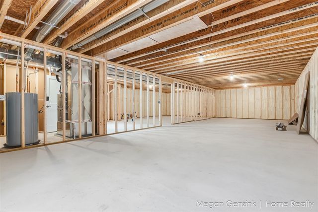 6530 Riverside Road, Fennville, MI 49408