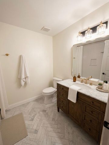 93 KULP RD W, Chalfont, PA 18914