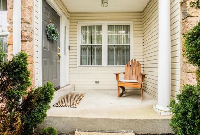 93 KULP RD W, Chalfont, PA 18914