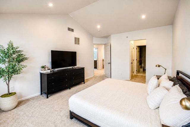93 KULP RD W, Chalfont, PA 18914