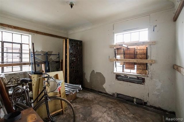 16766 Greenlawn Street, Detroit, MI 48221