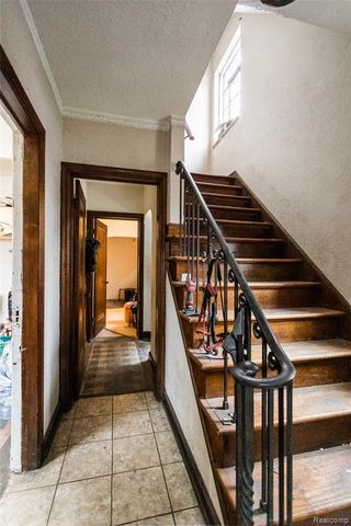 16766 Greenlawn Street, Detroit, MI 48221