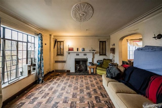 16766 Greenlawn Street, Detroit, MI 48221