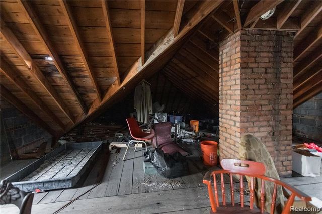 16766 Greenlawn Street, Detroit, MI 48221