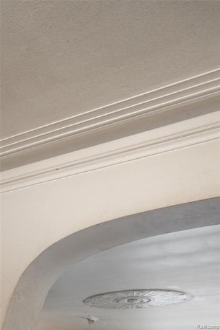 16766 Greenlawn Street, Detroit, MI 48221