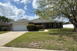 1254 MCGIRTS CREEK Drive E, Jacksonville, FL 32221