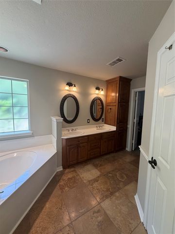 9715 County road 2440, Royse City, TX 75189