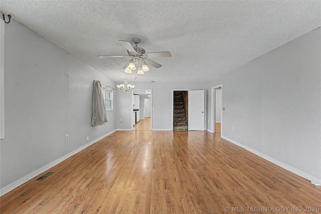 407 N Main Street, Sand Springs, OK 74063
