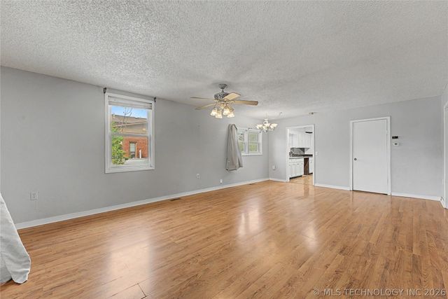 407 N Main Street, Sand Springs, OK 74063
