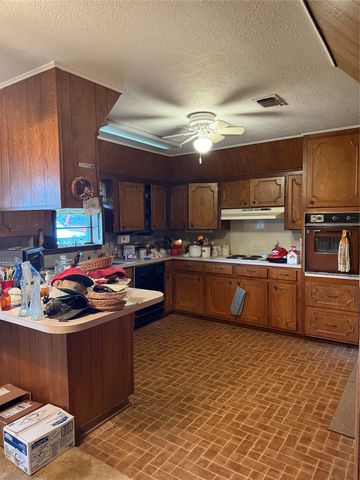 25362 FM-137, Petty, TX 75470