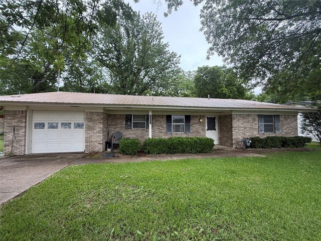 25362 FM-137, Petty, TX 75470