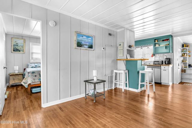 610 N Topsail Drive, Surf City, NC 28445