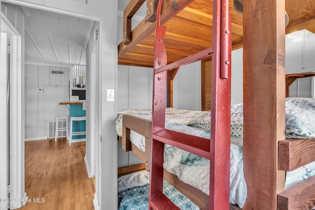 610 N Topsail Drive, Surf City, NC 28445