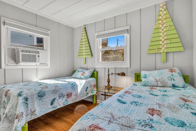 610 N Topsail Drive, Surf City, NC 28445