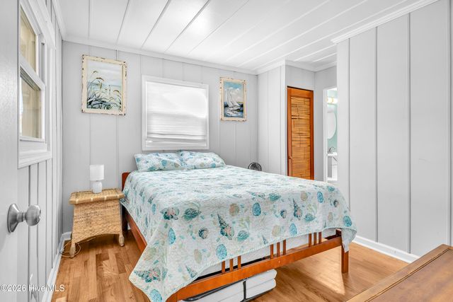 610 N Topsail Drive, Surf City, NC 28445