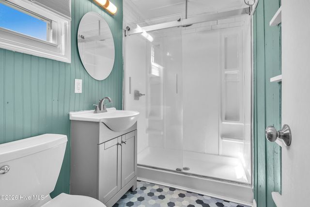 610 N Topsail Drive, Surf City, NC 28445