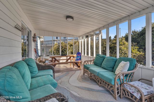 610 N Topsail Drive, Surf City, NC 28445