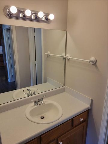 2897 Quinbery Drive, Snellville, GA 30039