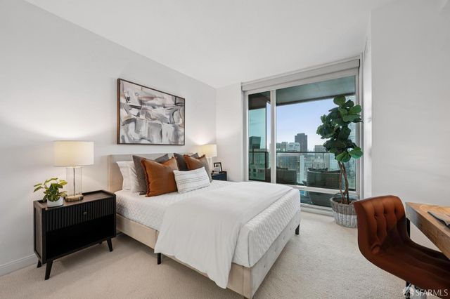 425 1st Street 4407, San Francisco, CA 94105