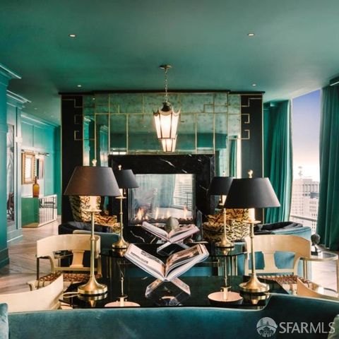 425 1st Street 4407, San Francisco, CA 94105