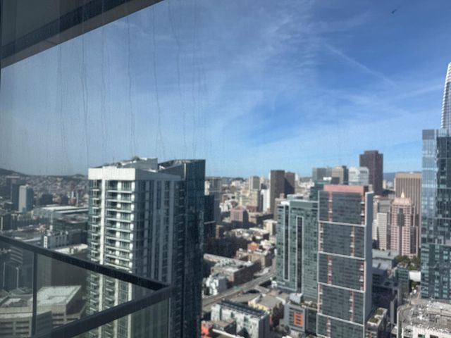 425 1st Street 4407, San Francisco, CA 94105