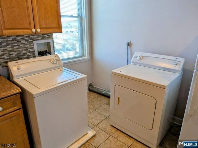 239-241 Union Boulevard 3, Totowa, NJ 07512