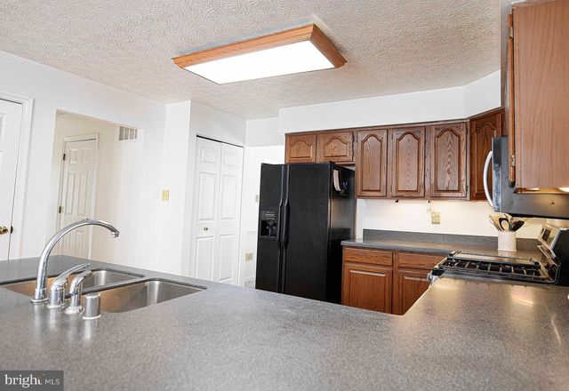 2818 SINGER WOODS DR, Abingdon, MD 21009