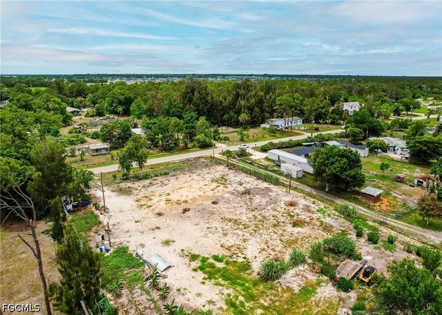7979 Bogart DR, North Fort Myers, FL 33917