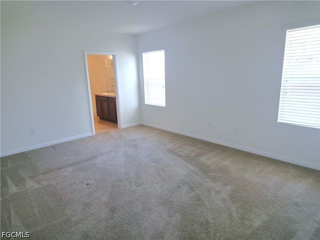 1148 NW 27th CT, Cape Coral, FL 33993