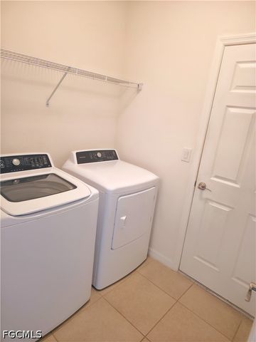 1148 NW 27th CT, Cape Coral, FL 33993