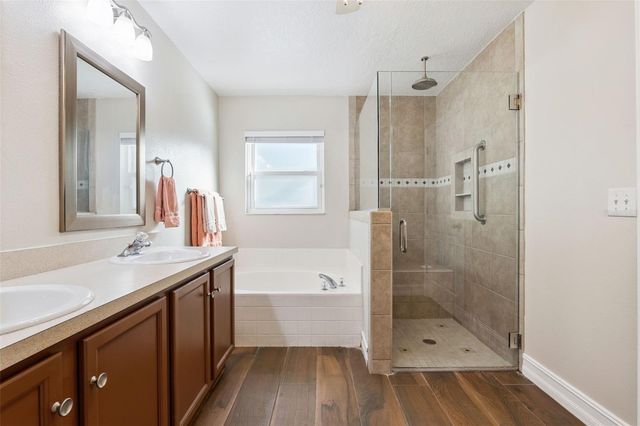 884 BELHAVEN DRIVE, Orlando, FL 32828