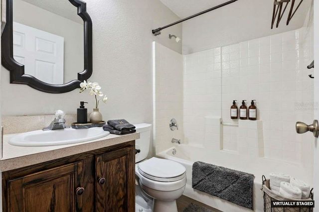 884 BELHAVEN DRIVE, Orlando, FL 32828