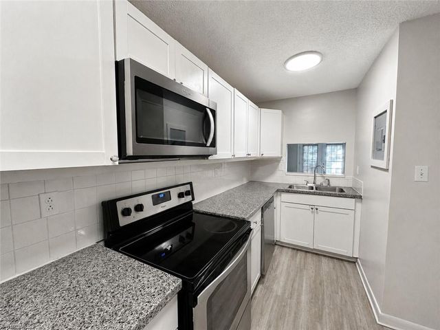 301 Village Lane C, Greensboro, NC 27409