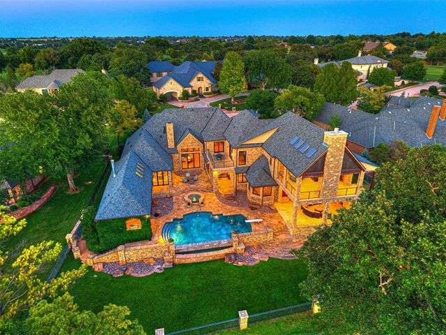 6401 Oak Tree Drive, Edmond, OK 73025
