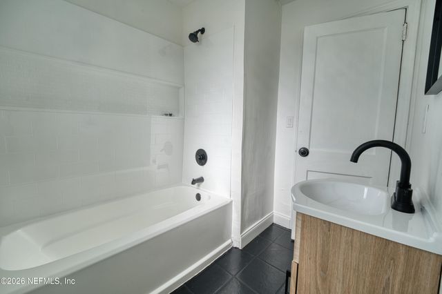 3544 INDIGO Drive, Jacksonville, FL 32207