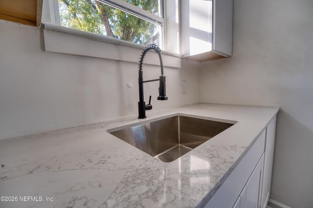 3544 INDIGO Drive, Jacksonville, FL 32207